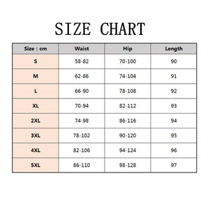 Calça de couro Skinny com strecht e efeito levanta bumbum