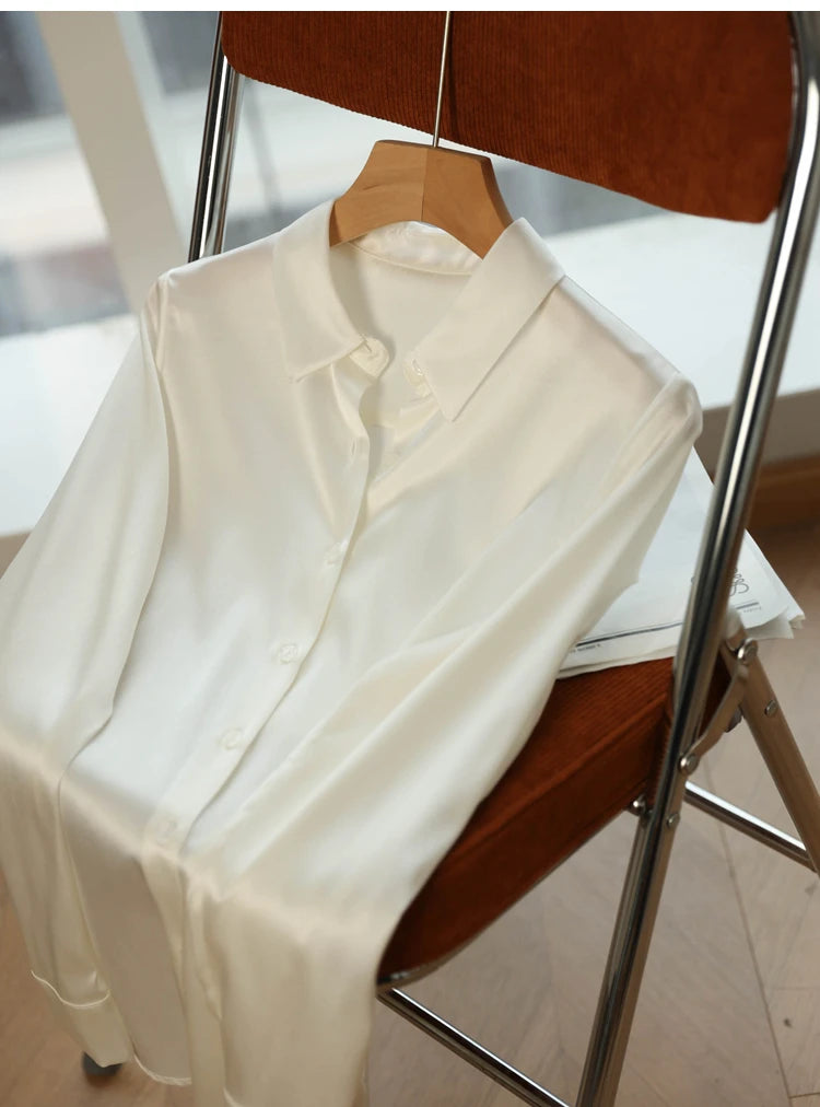 Camisa Feminina de Cetim (manga longa)